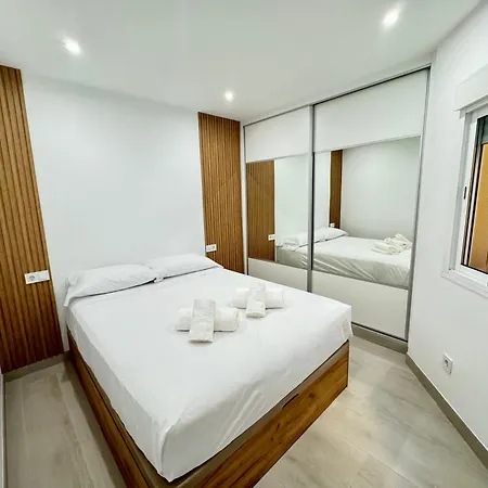 Aljaima I Center And Appartement