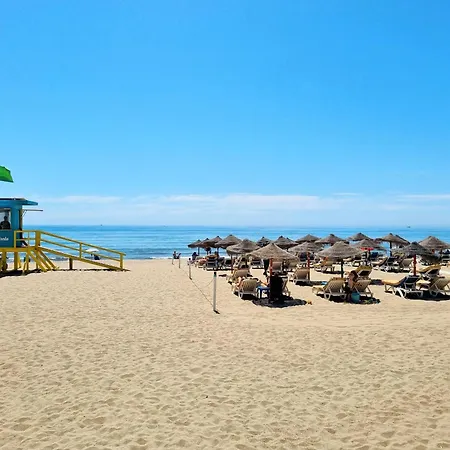 Aljaima I City Center And Beach *